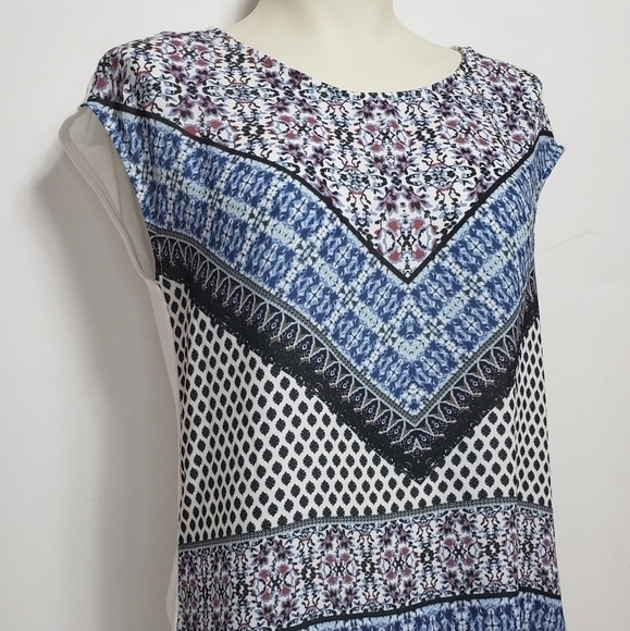 Ricki's Patterned Long Blouse - Picture 2 of 4